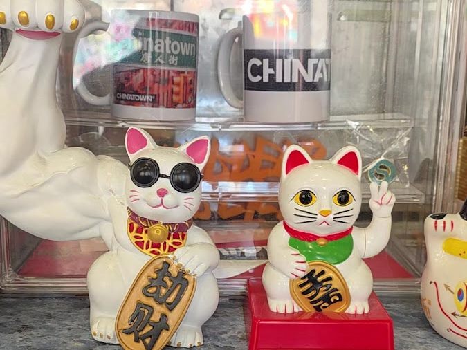 Chinatown Snacks interior